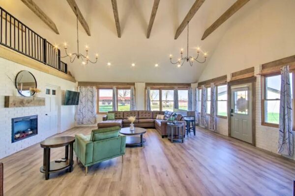 HQ Living Room 3